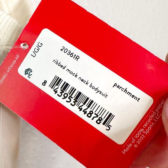 Spanx Suit Yourself Ribbed Mock Neck Bodysuit - Women’s Size Large Parchment NEW - Picture 4 of 7